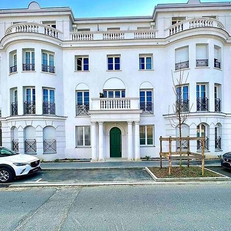 Newwilliam Apartment Serris Exterior foto
