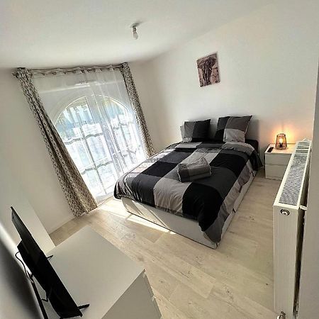 Newwilliam Apartment Serris Exterior foto