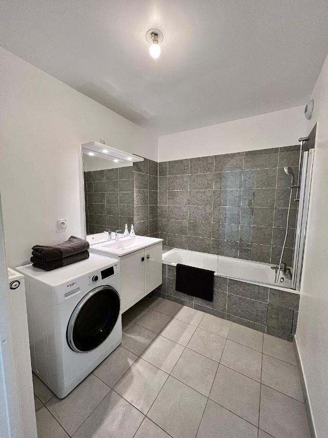 Newwilliam Apartment Serris Exterior foto